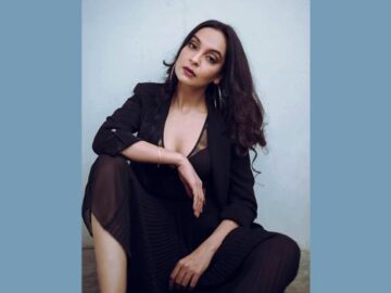 25priyanka-setia-intro2