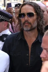 russel-brand1746190098-0